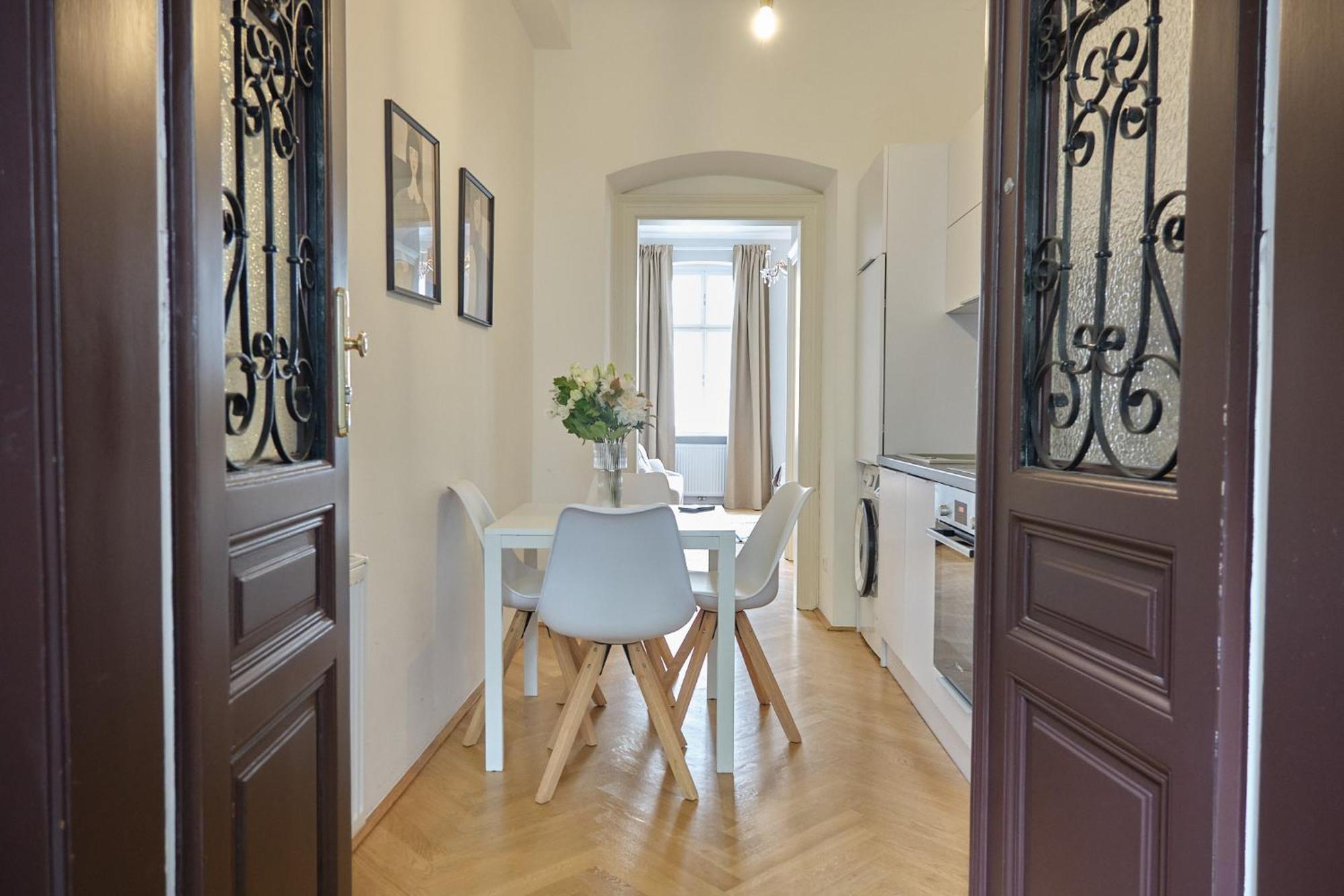 Chic Apartment - Near U3 Metro ウィーン エクステリア 写真